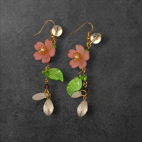 Floral Gold and Green Dangle Earrings - Picture 1 of 4